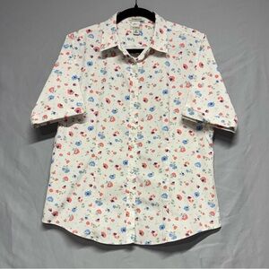 L.L. Bean Women's Blouse with Coral and Blue Floral Design Wrinkle Free Sz M